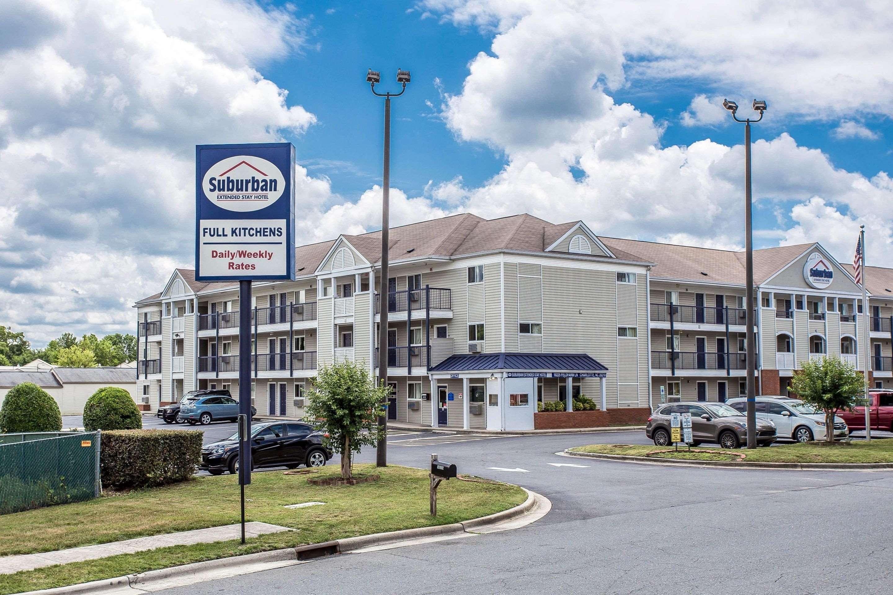 Suburban Studios Charlotte-Ballantyne Пайнвилл Экстерьер фото