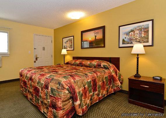 Suburban Studios Charlotte-Ballantyne Пайнвилл Номер фото